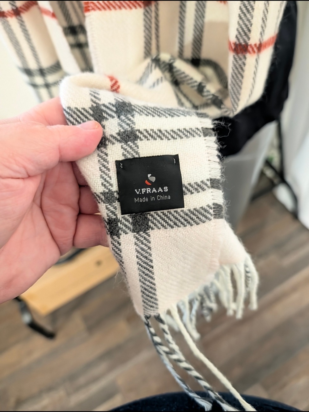 V. FRAAS Ivory Plaid Scarf with Black & Red Accents - Picture 4 of 4